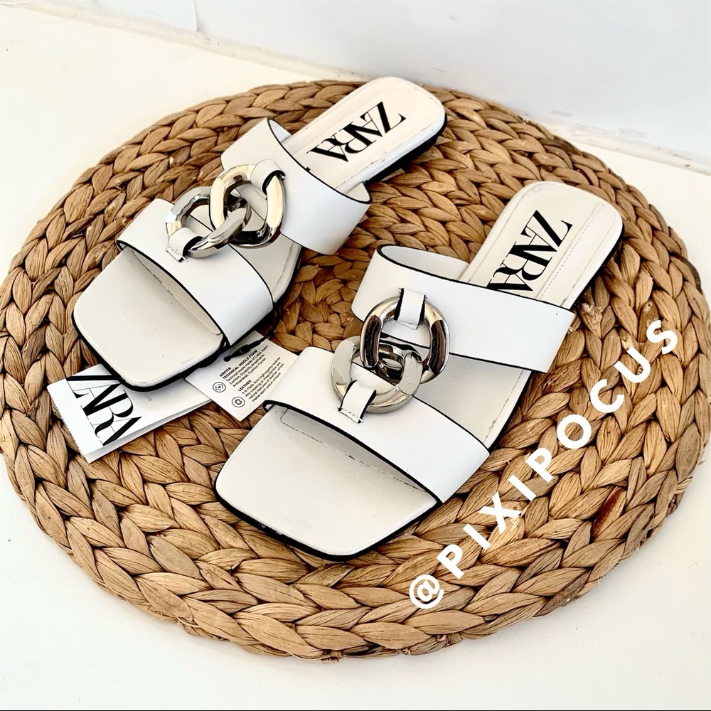 ZARA Flat Leather Sandals with Chain White 7.5
